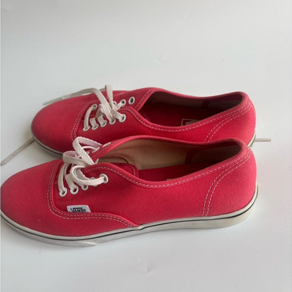 Vans Off The Wall Pink Sneakers Women 7 Men 5.5 Like New